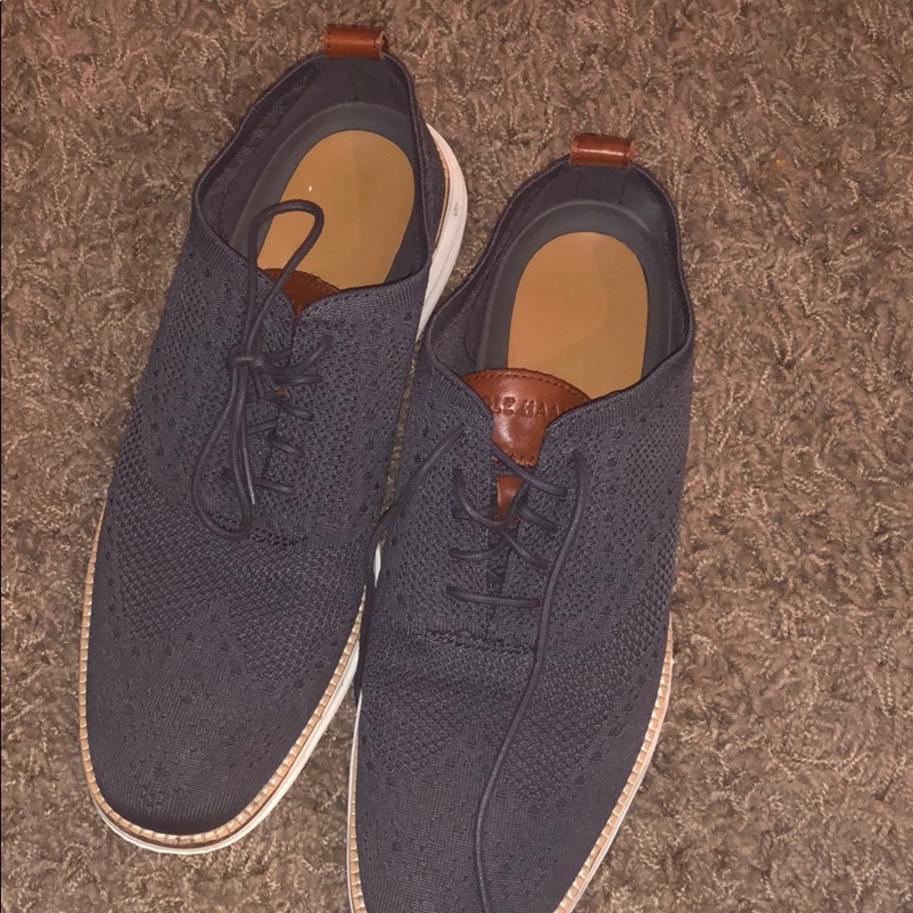 Dress sneakers